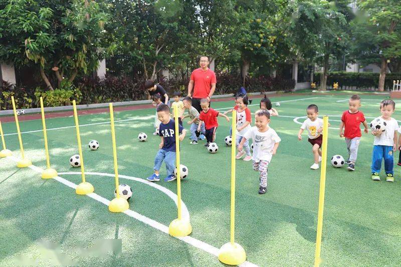 这个夏天,这群孩子的足球梦"燃爆"球场!