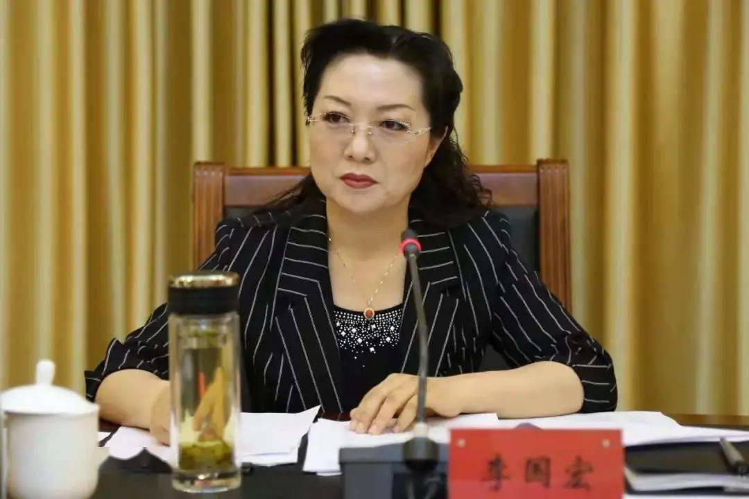 诺敏调离后,兴安盟盟委委员,统战部部长由李国宏接任