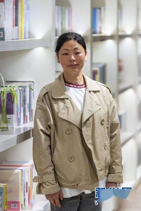 州西昌市拍摄的凉山州布拖县特木里镇中心校教师王冬梅(6月21日摄)