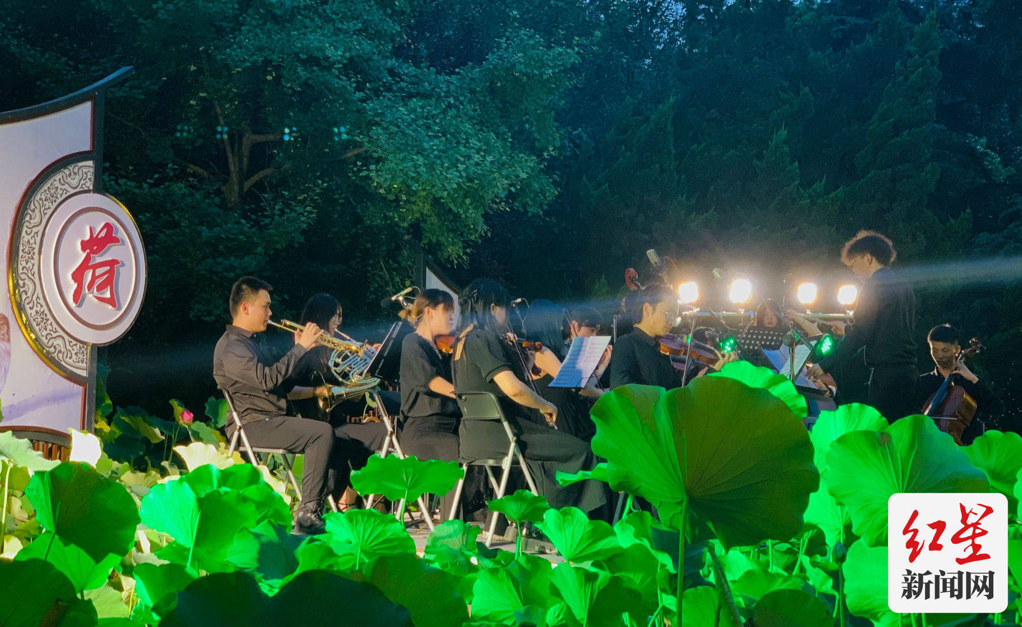 成都市|这个夏日 鹤鸣茶社送来“延时清凉”