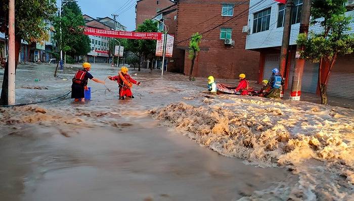 最强降雨袭击西南华北多省,山洪致五台山景区1死3伤