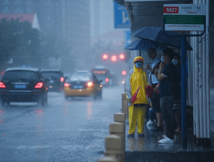 新闻多一度│雨"未完待续" 北京这场雨为何下了这么久?