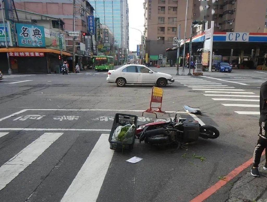 台湾特斯拉严重事故_17特斯拉自动驾驶事故_特斯拉自动驾驶致死事故
