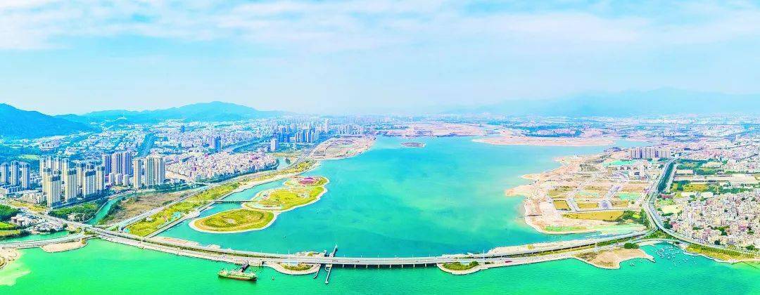 马銮湾新城正在成为宜居宜业宜人的生态海湾新城.