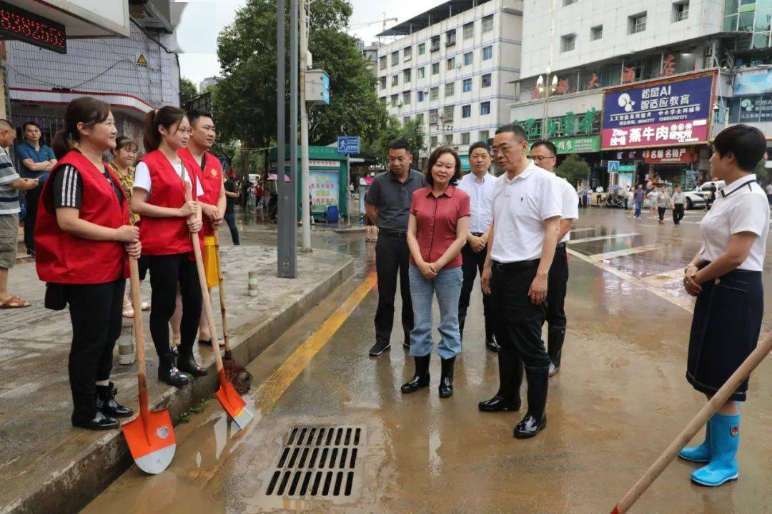 严卫东来我市检查指导防汛减灾工作