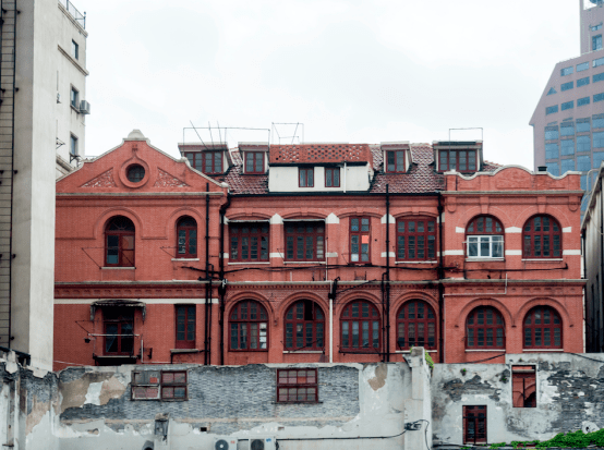 居民搬空后的小红楼。 由上海建工二建集团提供小红楼曾是原工部局卫生处