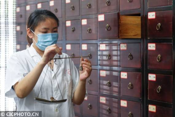 疾病|安徽黄山：“冬病夏治”正当时 三伏贴开贴