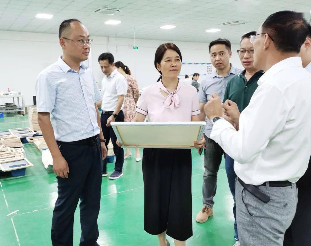 吴忠梅调研"小升规"工业企业发展情况_旌德