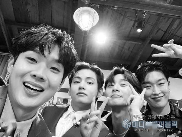 为了制作人兼创作人peakboy的新歌mv好友朴叙俊防弹少年团v朴炯植崔宇