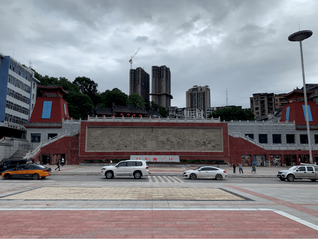 华汉文旅动态四川省巴中市通江县红军街老旧小区改造项目一期施工顺利