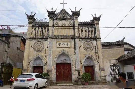 (6)德昌圣心堂德昌钟鼓楼,四川省凉山彝族自治州德昌县上翔街与向阳路