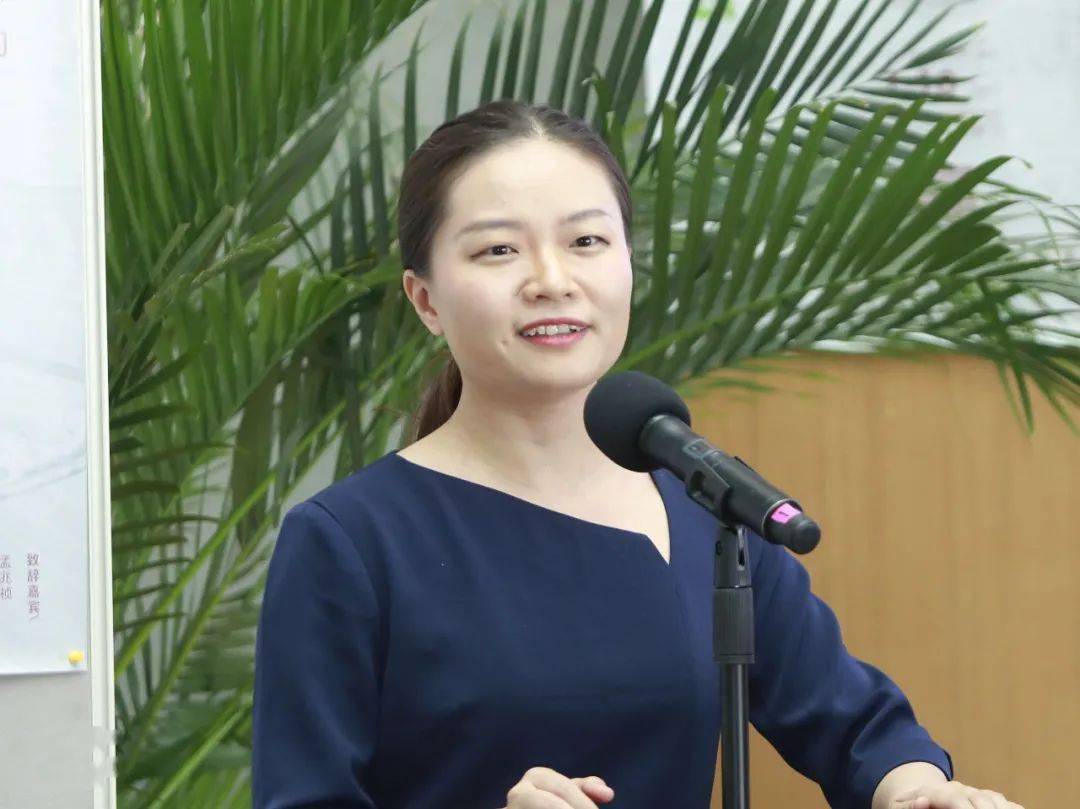 同济大学建筑与城市规划学院副研究员刘珊珊老师报告的题目为《从童寯