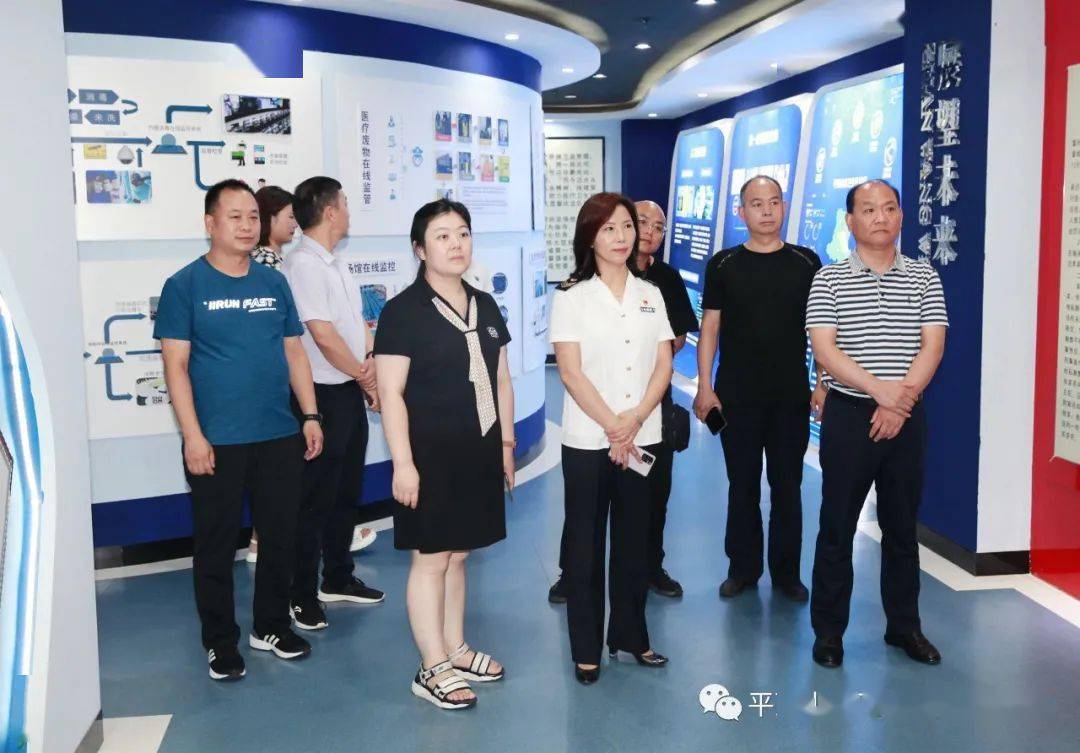 洛阳市卫生健康执法支队副支队长朱巍一行莅临我局观摩交流规范化创建