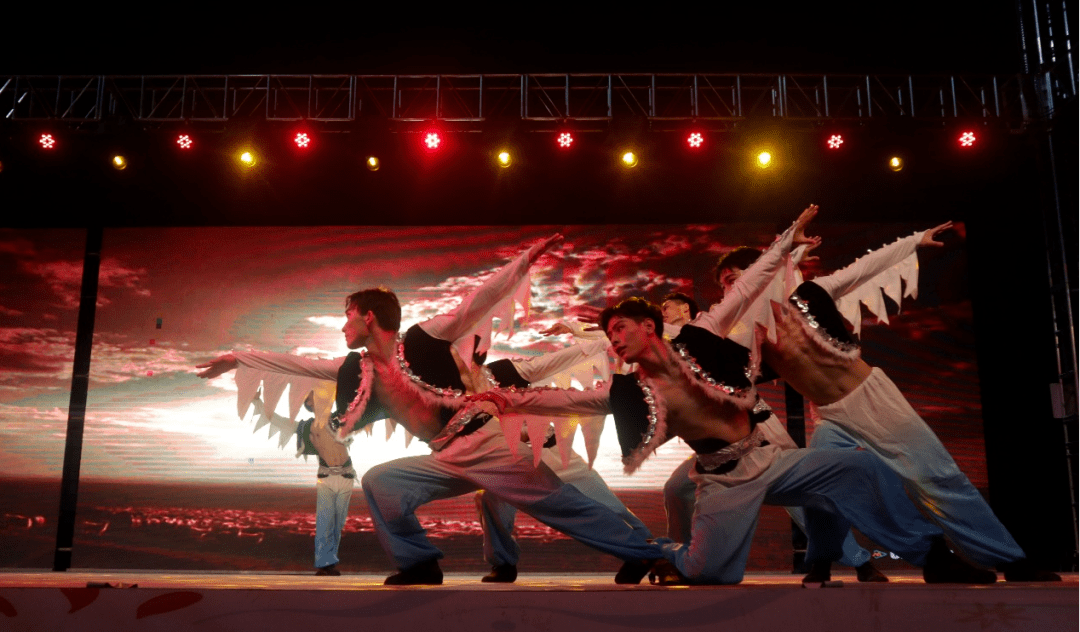 男子群舞《鸿雁》