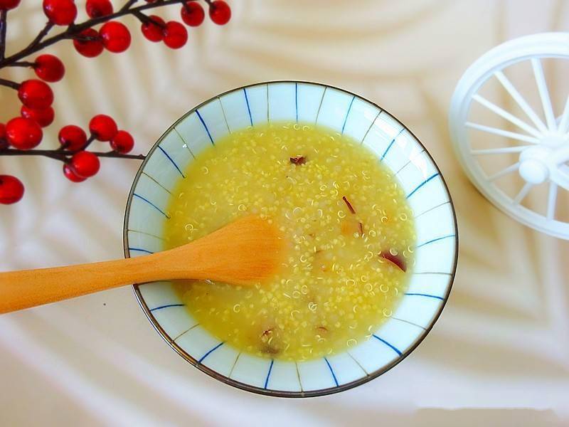 三伏天,我家最爱喝这粥,两种碱性食材营养互补,饱腹又滋补