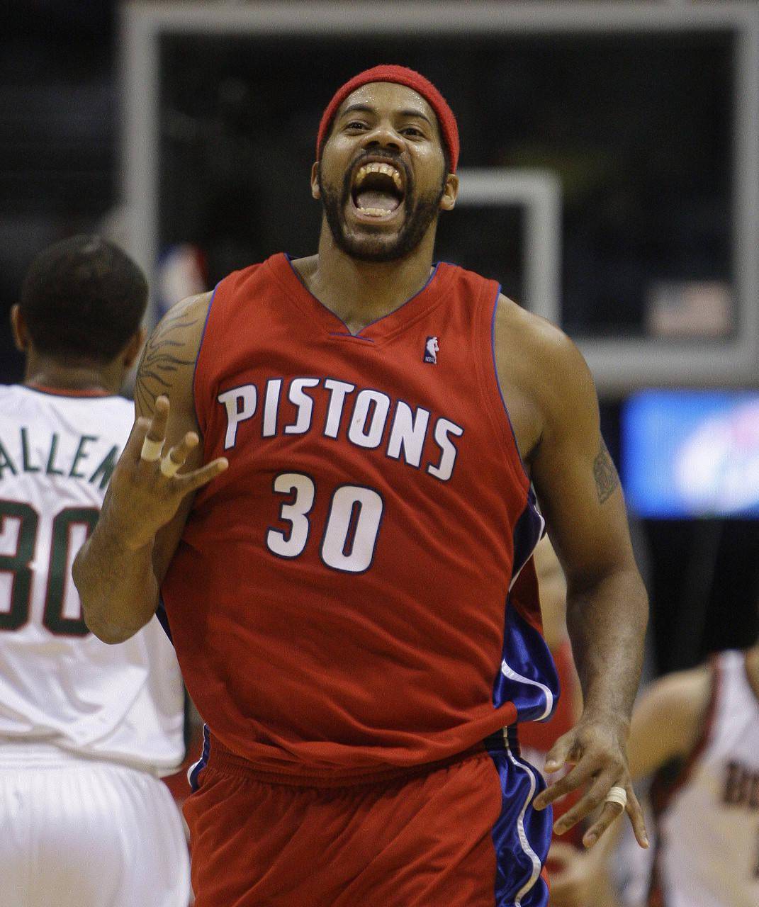 技术犯规最多的另类,却是进攻范围广阔,实力被低估的内线球星_拉希德