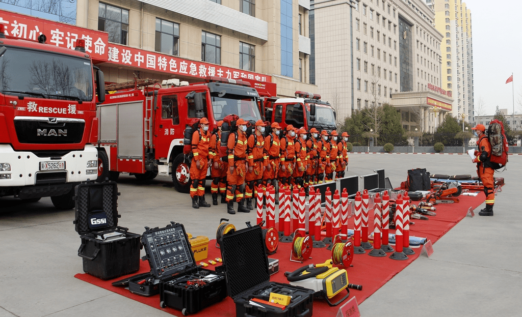 【"党旗下的消防队站"巡展——特勤大队三站】驻守母亲河畔的"蓝焰