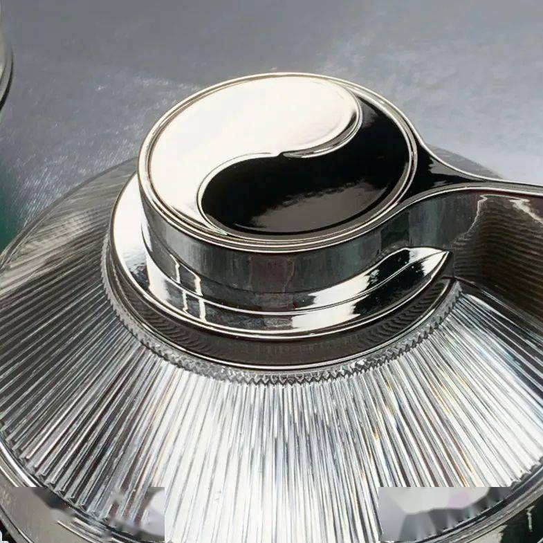 手指|开箱 | 今天就让你们知道三十多度的手指能开出多高分的箱