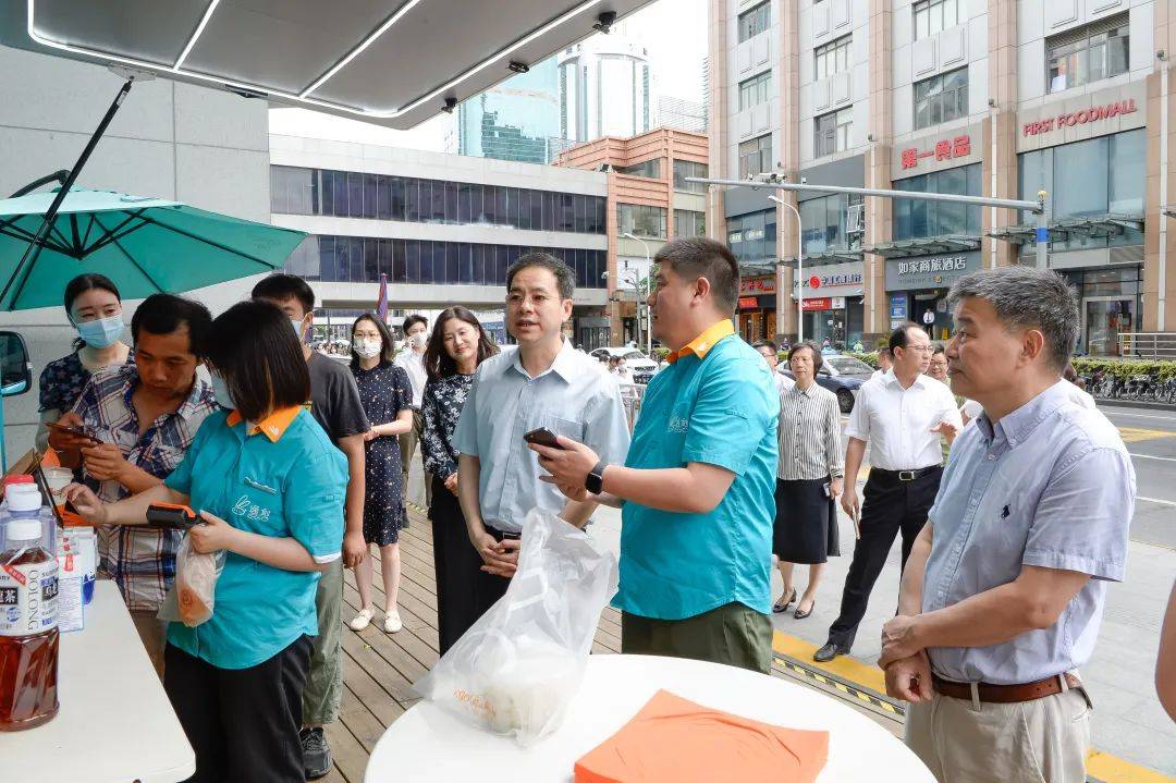 调研|让人民群众有实实在在的感受度！杭迎伟调研民心工程