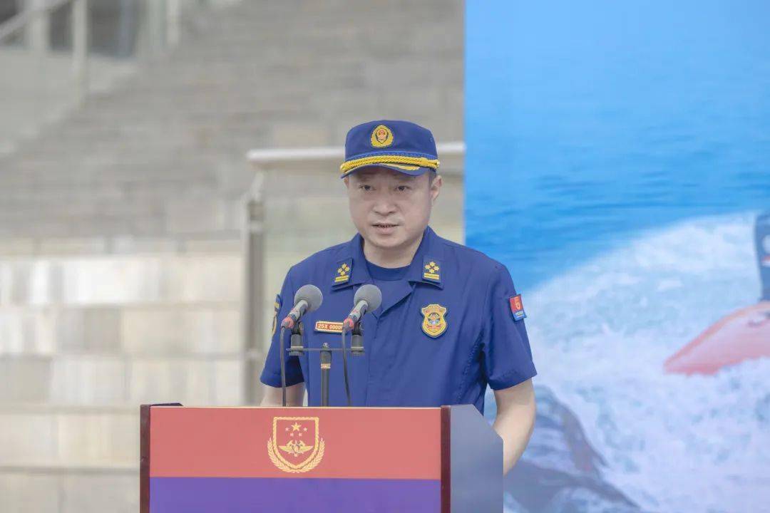 随后,和良辉副省长同罗昭斌副秘书长,李国材厅长,朱家伟市长,赵文生