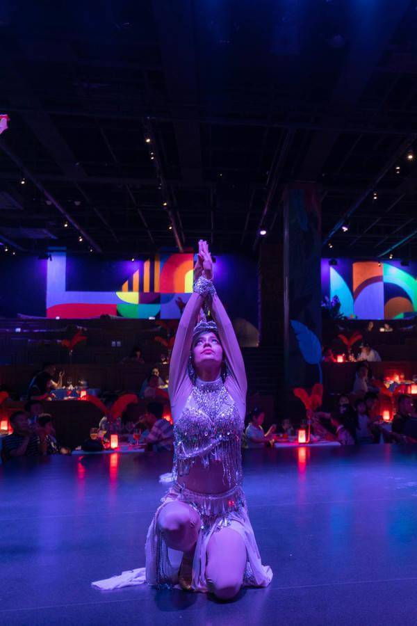 最后一曲桑巴舞曲混合着巧克力甜点瞬间引爆味蕾,心情久久不能平复还