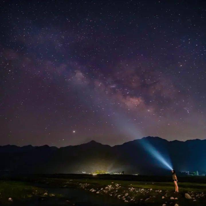 碧水青山無際草原星辰銀河韶關最美的夏天都藏在了這裡