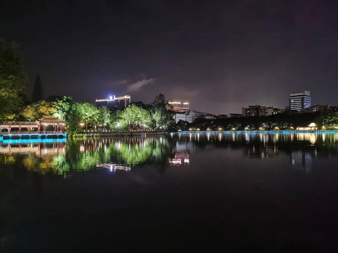 商点水 摄商点水 摄西湖夜景商点水 摄商点水 摄商点水 摄商点水 摄商