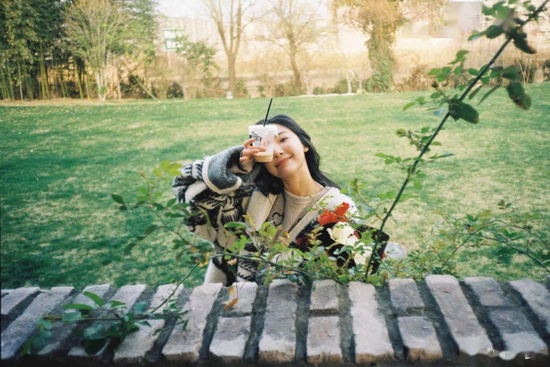 听说这个超会拍的女人,全网都在 pick !_易梦玲