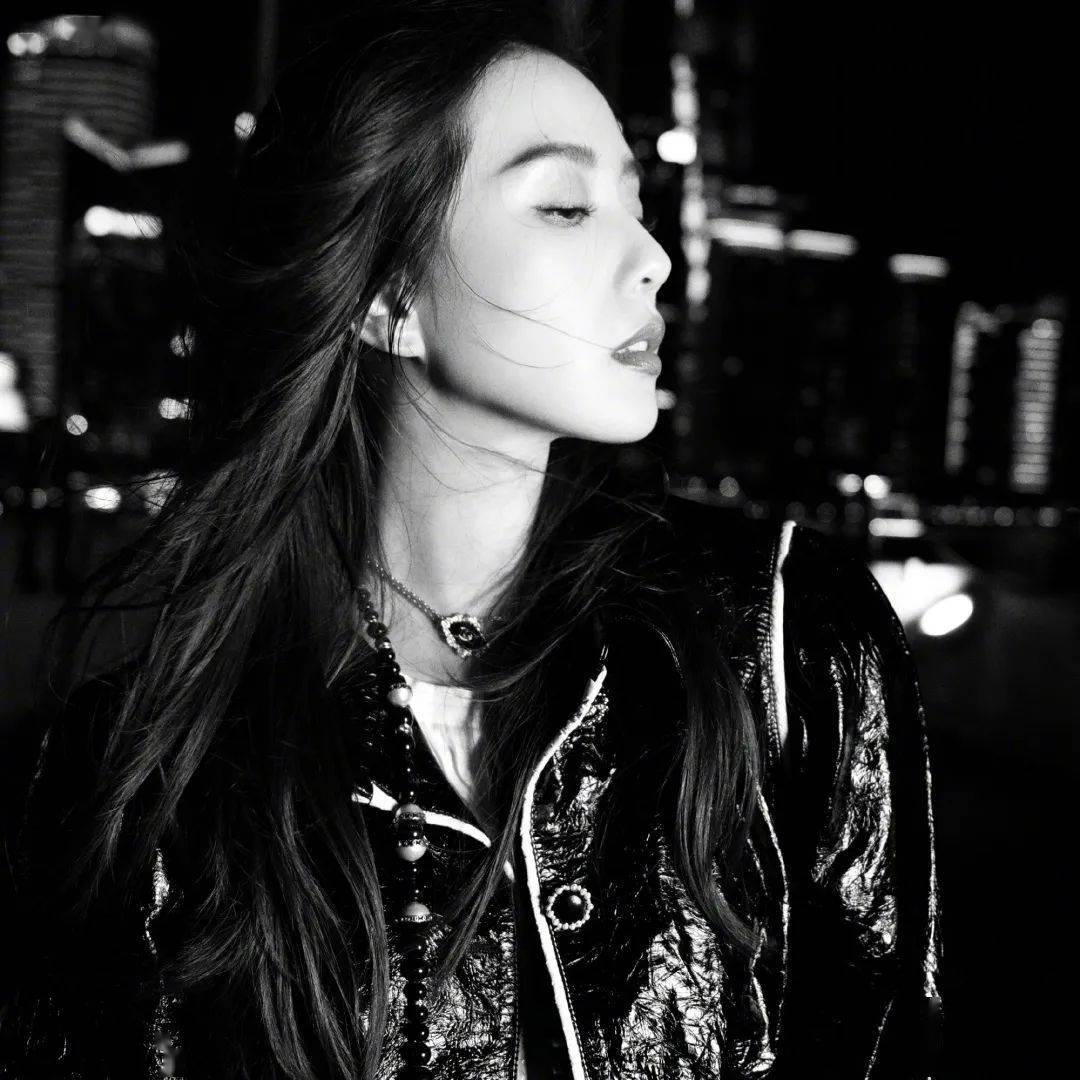 高定|快讯 | 王一博大片、杨幂美图、蔡徐坤舞台造型、李现写真