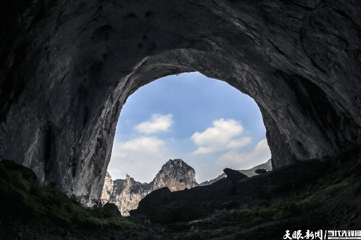 勇攀高峰！2021中国凉都·六盘水月照神雕峰攀岩赛即将开赛！_活动