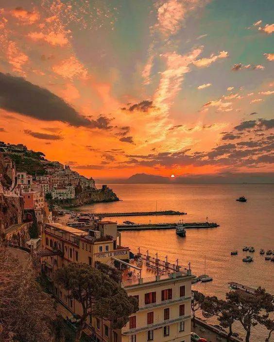 夏日的浪漫晚霞是玫瑰味的治愈一整天不开心