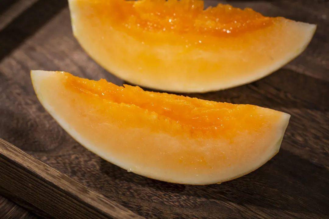 超甜的沙漠蜜瓜新鲜上市啦咬一口甘甜爆汁只卖3个月