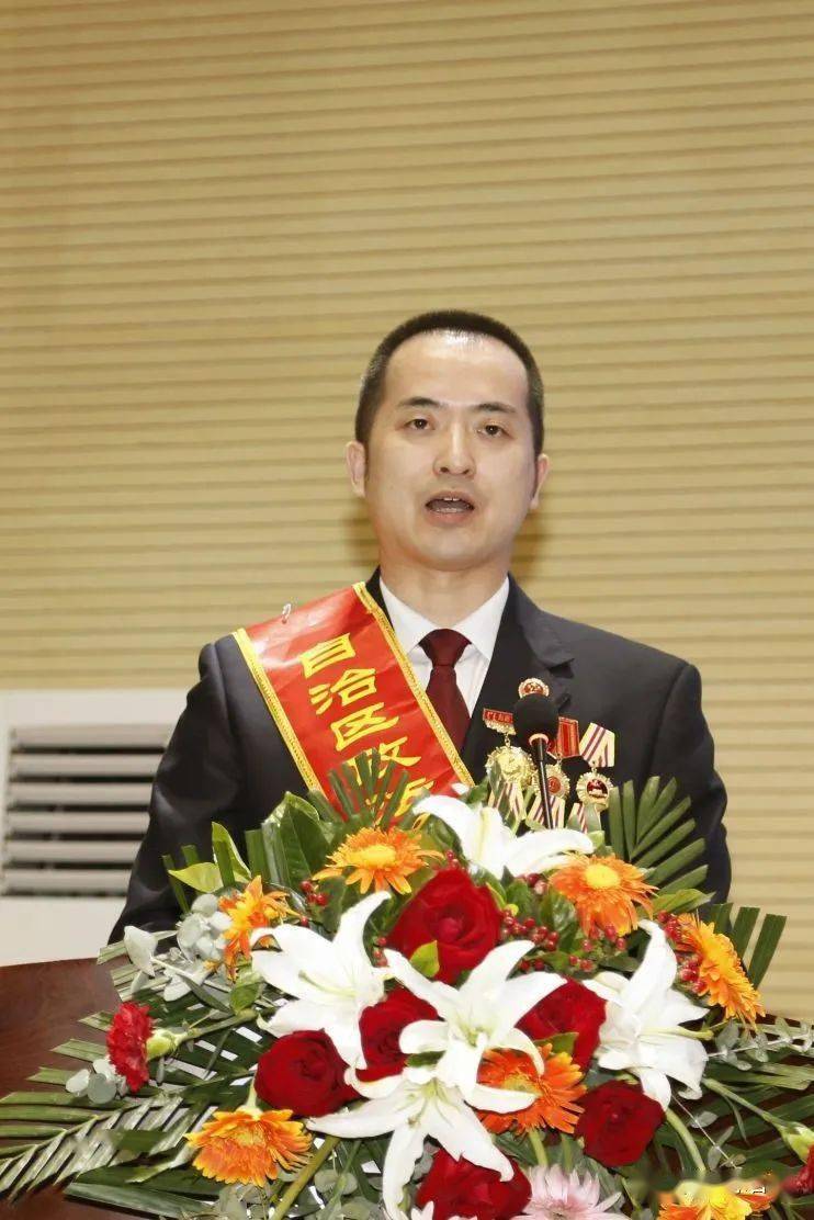 内蒙古政法系统英模先进事迹巡回报告会走进呼伦贝尔市通辽市巴彦淖尔