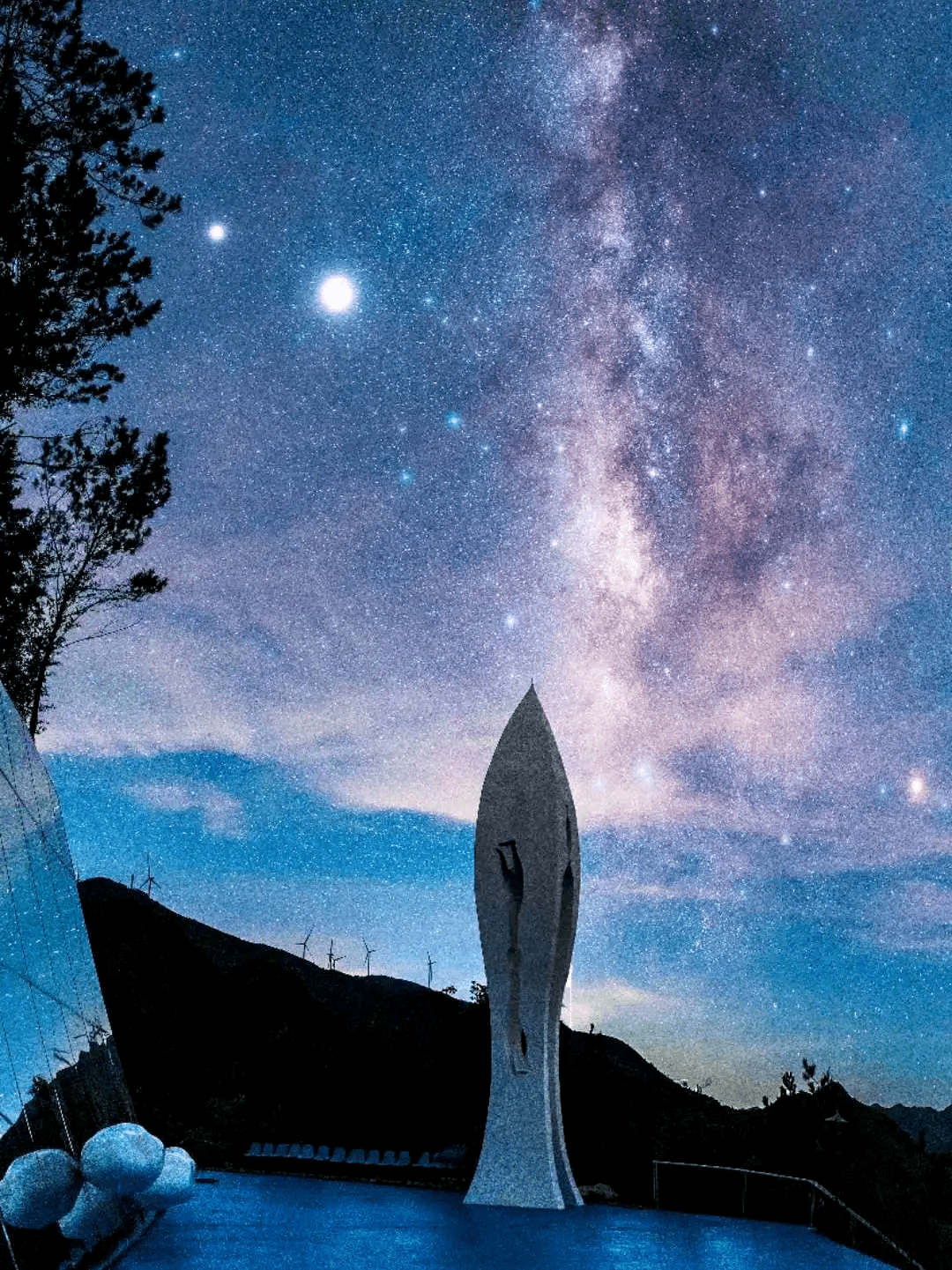 萌寵樂園,住著藍孔雀,山羊,海狸鼠,兔子,還有表情包中常出現的土撥鼠