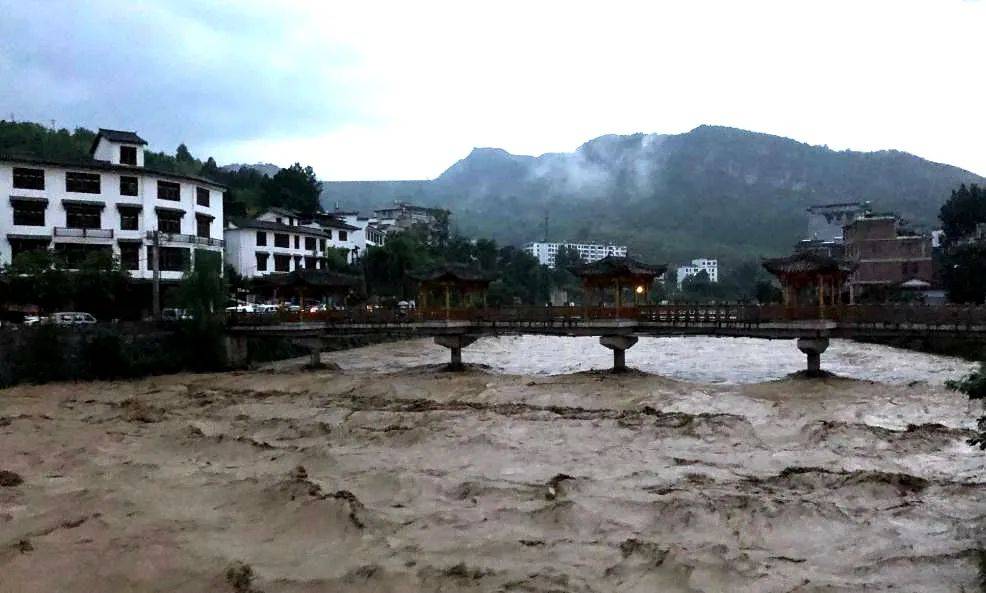 险灾情主要出现在洛南县洛源,石门,石坡,巡检4个镇,山阳法官延坪镇