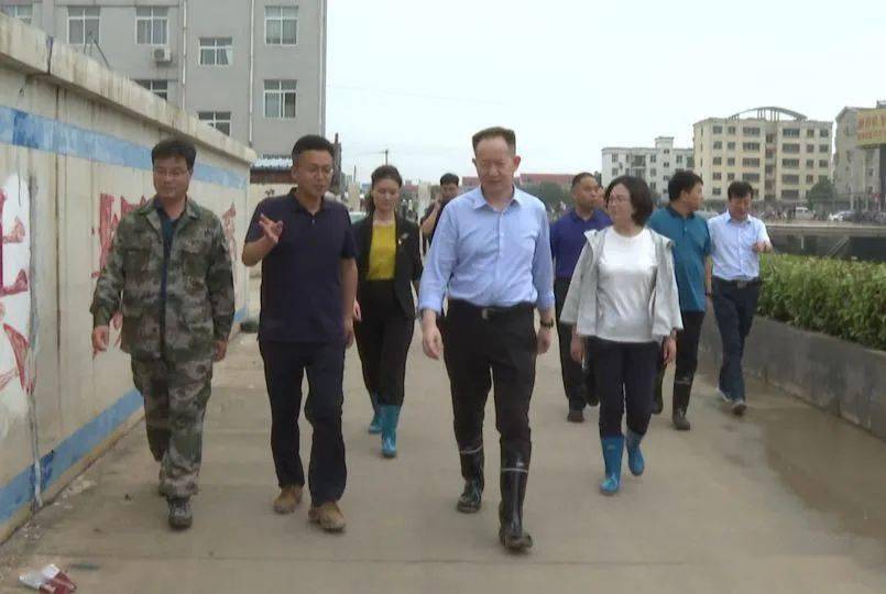 【风雨同舟 我们同荥】杨金军检查督导水库防汛工作_荥阳市