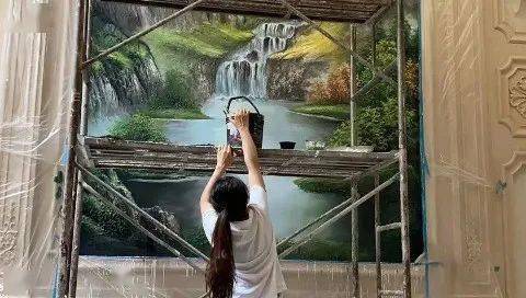 17岁女孩获汽修大赛一等奖爆红在哪都能发光的孩子都