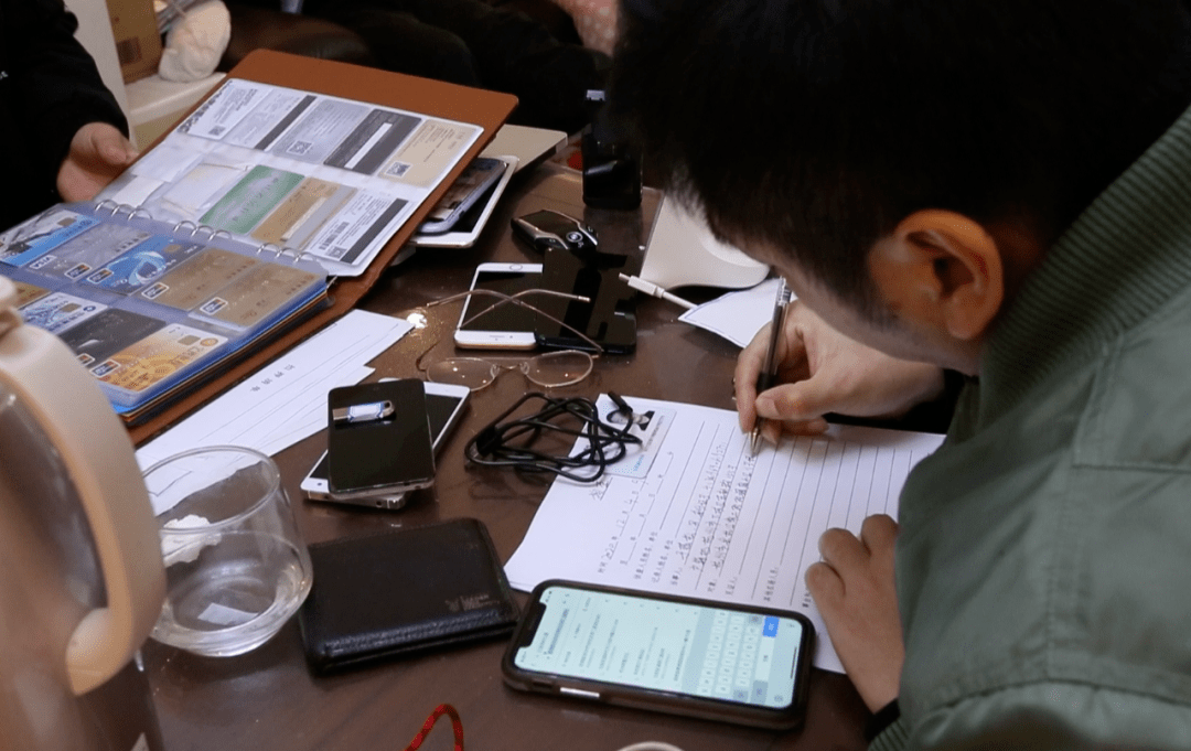 数百万大学生不学而过付费刷课冲击高校在线教育