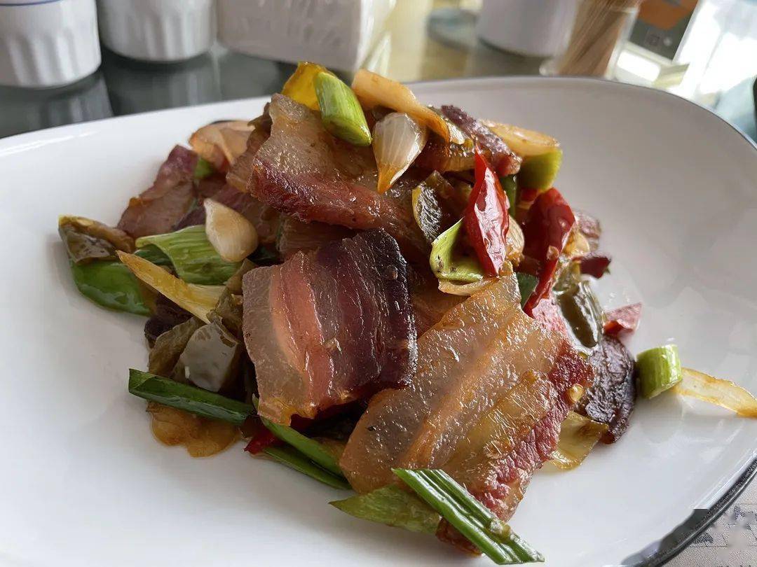 开化首届十佳金牌大厨丨刘超拿手好菜朱熹白腊肉太诱人了