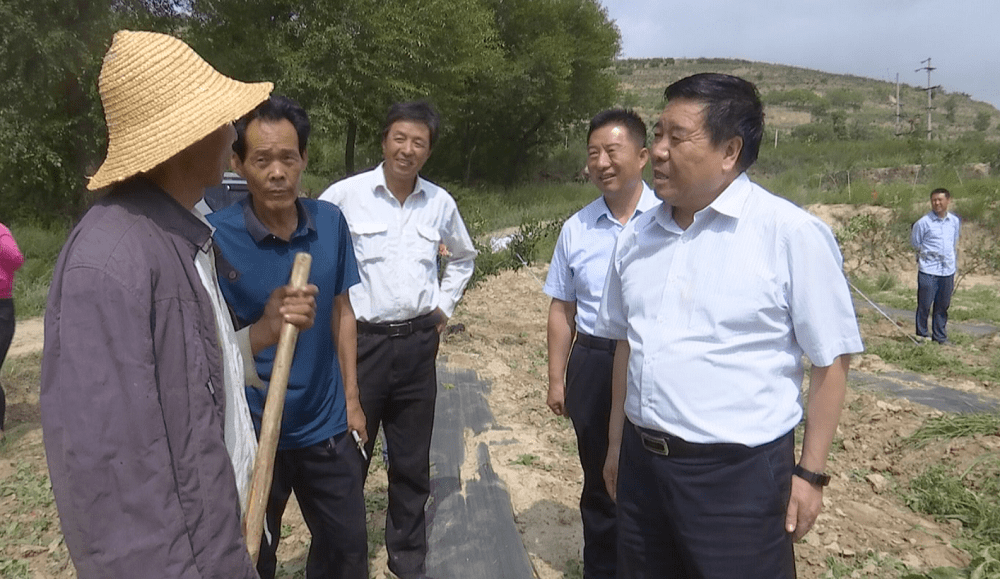 縣委副書記,縣長侯志強督查調研新冠疫苗接種和鄉村振興有效銜接工作