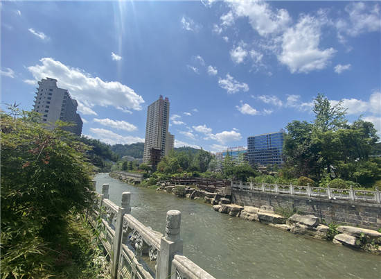 谢桥街道统筹城乡发展创建宜居家园