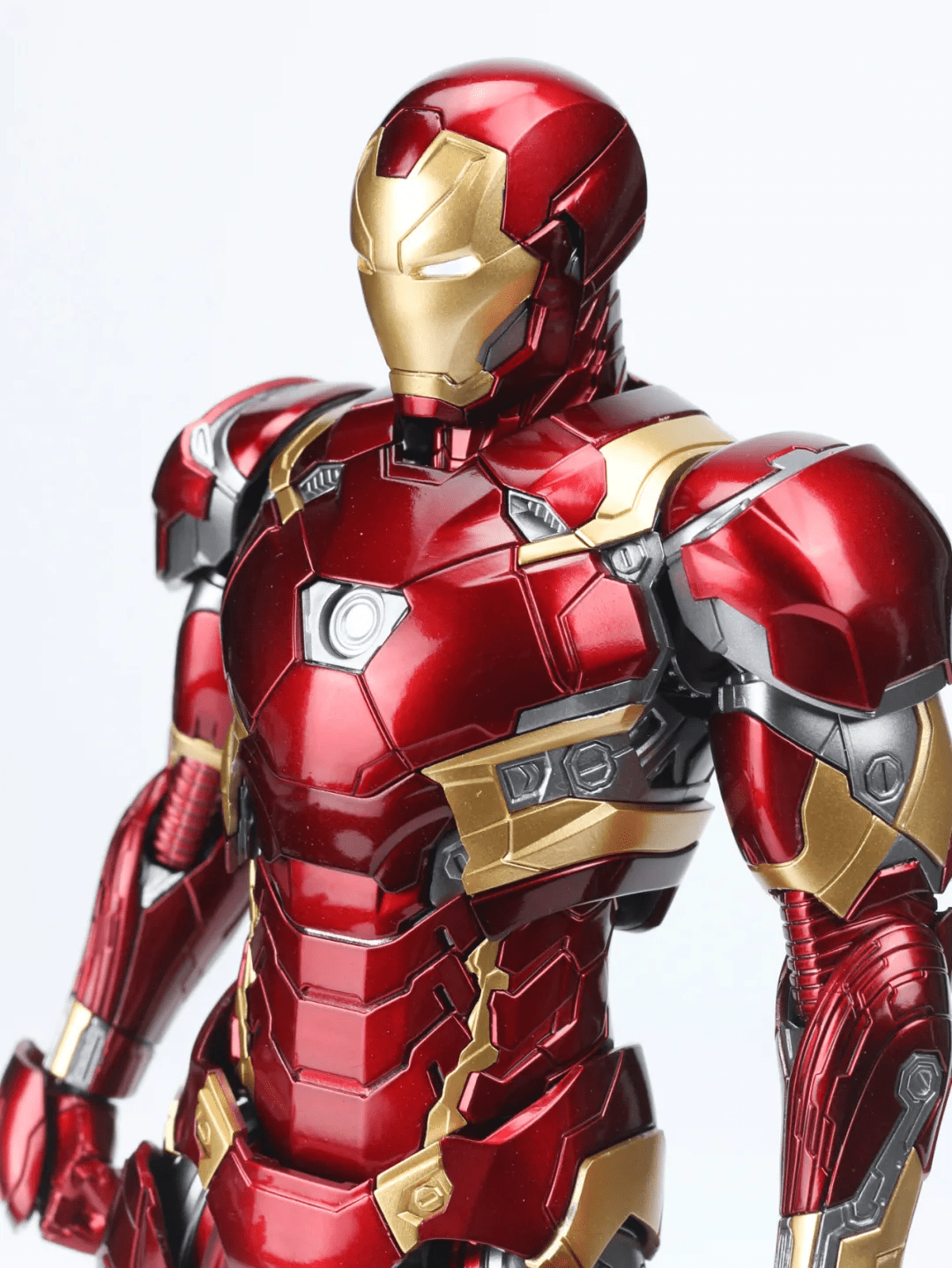 模玩测评御模道豪华版钢铁侠mk46