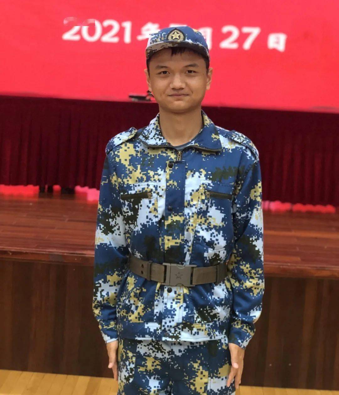 2021军训季英姿飒爽的你们上海大学嘉定校区优秀学员代表风采展示