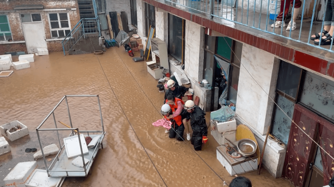 山西省多地遭受极端强降雨天气,特别是晋城,长治等地遭受了严重洪涝