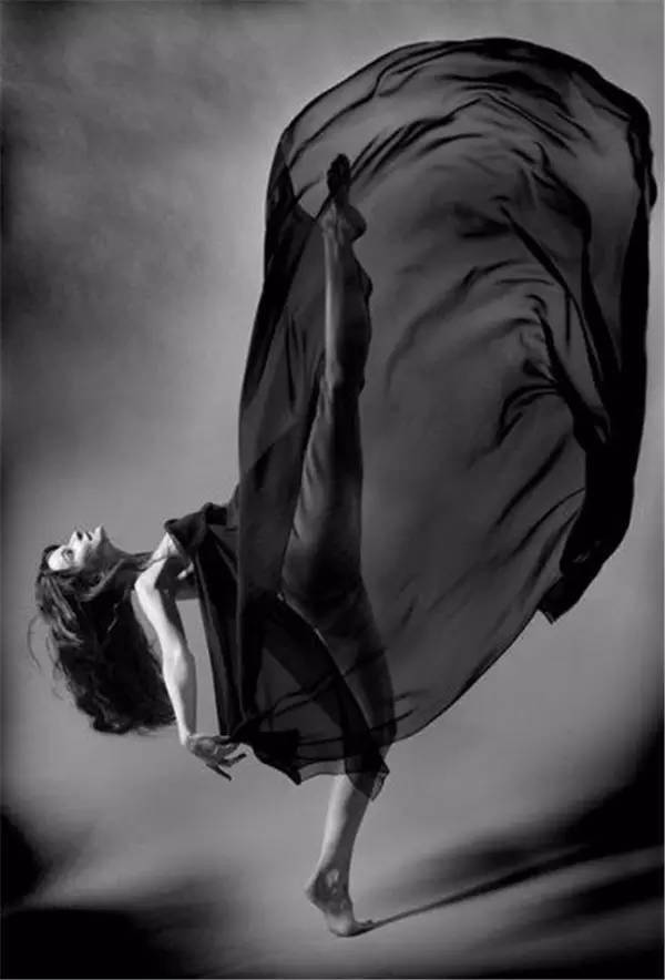 click on the blue font above to pay attention to "oil painting