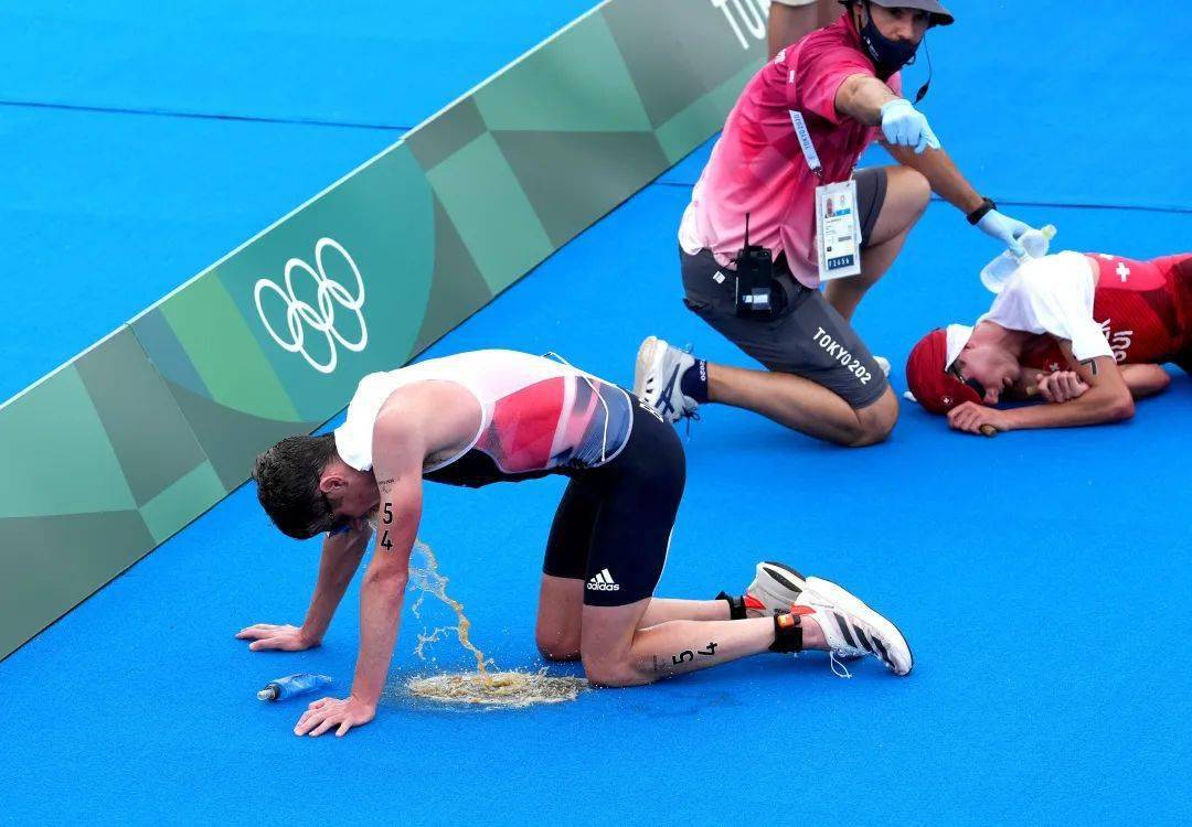 铁人三项赛后运动员纷纷呕吐海水的确非常脏