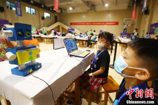 无人机|智能驾驶、无人机竞技……全国青少年江西婺源比拼“人工智能”