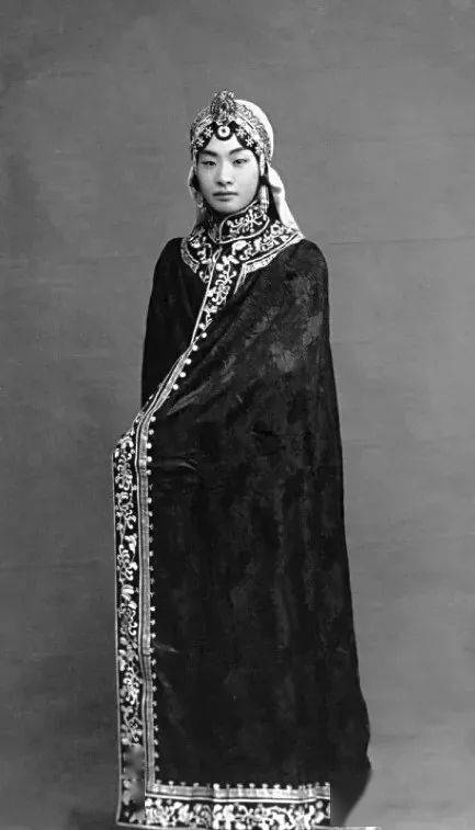 吴祖光程砚秋拍摄荒山泪给人的启示