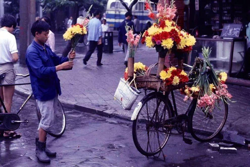 80年代的懷舊老照片你能尋找出絲絲的回憶嗎