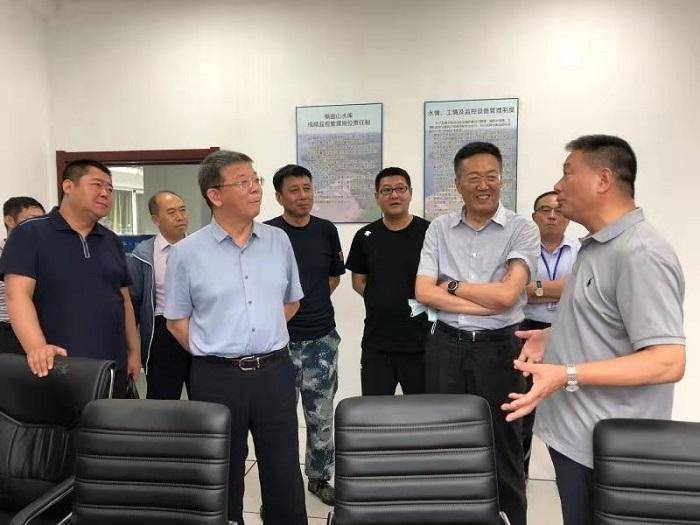 市水务局孙博局长陪同刘旭辉副市长实地检查全市防汛防台风准备工作